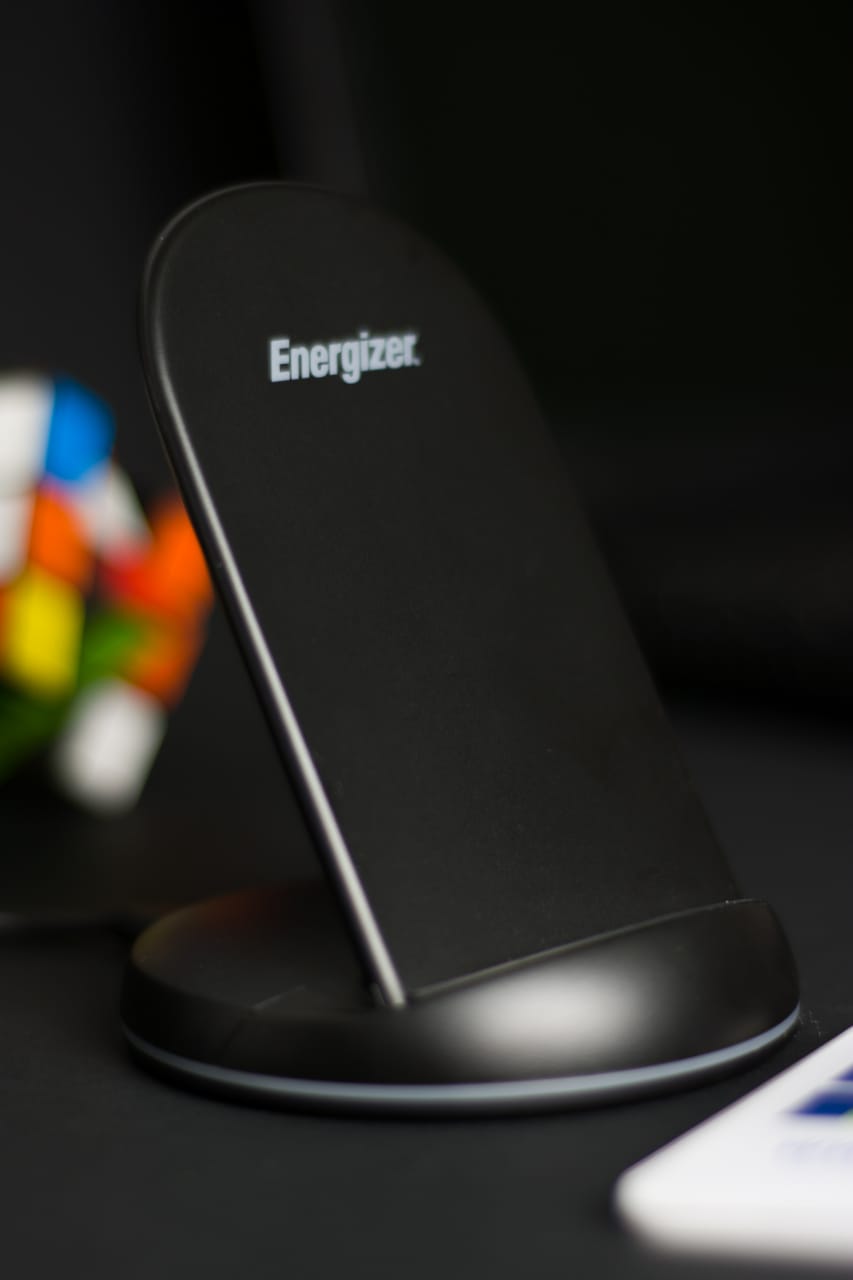 Energizer wireless fast charger Stand 15W + wall charge 24W